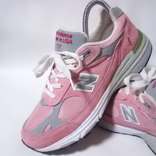 ニューバランス(New Balance)の
定3万USA製限定希少モデル!ニューバランス993牛革レザースニーカーピンク
(スニーカー)