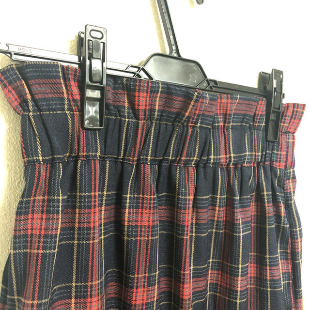 【未使用】赤チェック タイトスカート レディースのスカート(ロングスカート)の商品写真