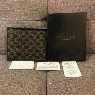 セリーヌ(celine)の未使用品❤️ セリーヌ マカダム ブラック 二つ折り 財布 (財布)