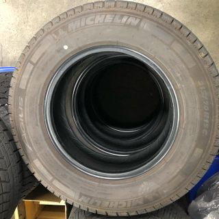 トヨタ(トヨタ)の215/70R15 ハイエースレジアスタイヤ4本セット ミシュラン AGILIS(タイヤ)