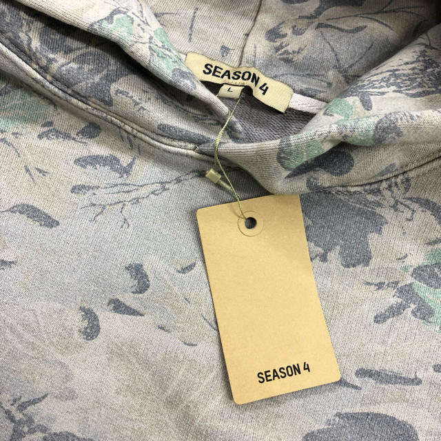 Supreme(シュプリーム)のLサイズ YEEZY CAMOUFLAGE BOXY FIT HOODIE メンズのトップス(パーカー)の商品写真