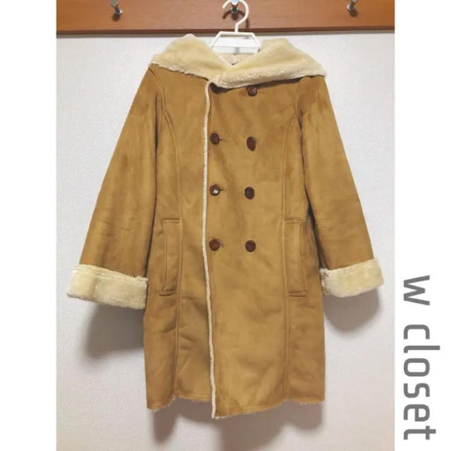 w closet(ダブルクローゼット)のwcloset フード付き ロングムートンコート レディースのジャケット/アウター(ムートンコート)の商品写真