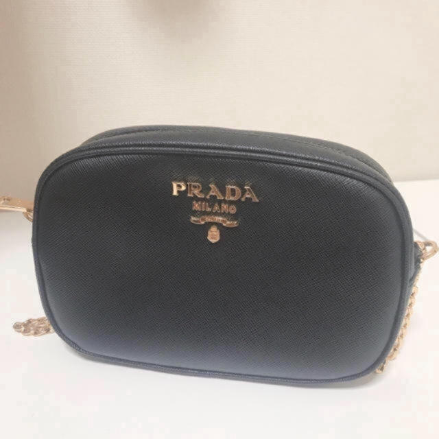 PRADA バック