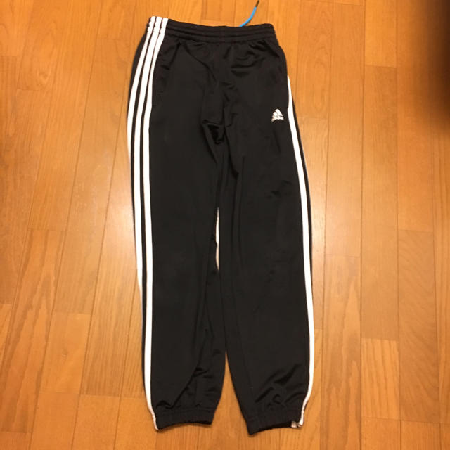 adidas(アディダス)のadidasジャージパンツ キッズ/ベビー/マタニティのキッズ服男の子用(90cm~)(パンツ/スパッツ)の商品写真