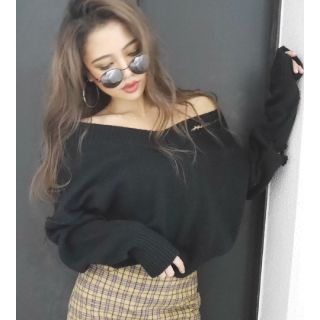 ジェイダ(GYDA)のGYDA ♡新品　Vネックダメージニット　ブラック(ニット/セーター)