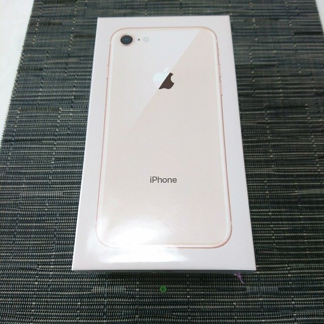 iPhone 8 64GB ゴールド Gold SIMロック解除申し込み済 新品