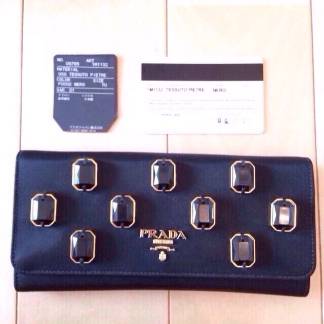 PRADA(プラダ)のPRADA サフィアーノ 長財布 美品 レディースのファッション小物(財布)の商品写真