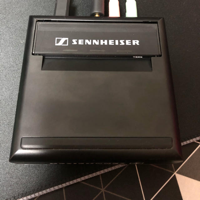 SENNHEISER(ゼンハイザー)のsennheiser gsx1000 ゲーミングアンプ ゼンハイザー スマホ/家電/カメラのPC/タブレット(PC周辺機器)の商品写真