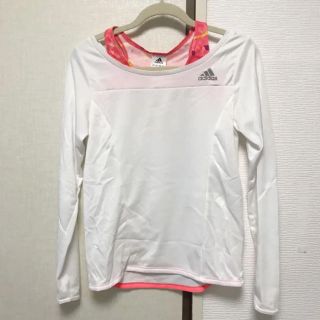 アディダス(adidas)のadidas 長袖トップス(Tシャツ(長袖/七分))