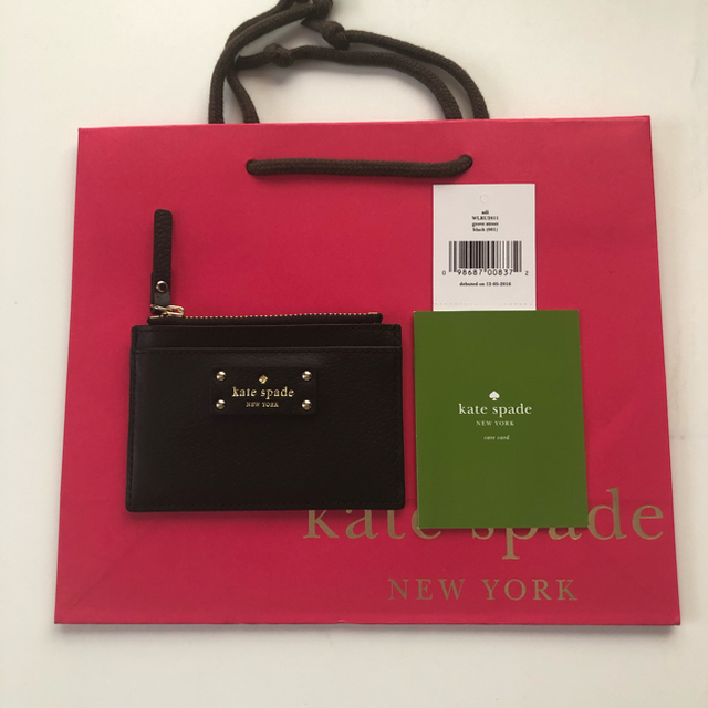 kate spade new york(ケイトスペードニューヨーク)の※最終値下【新品・未使用】ケイトスペード パスケース 定期入れ 名刺入れ レディースのファッション小物(名刺入れ/定期入れ)の商品写真