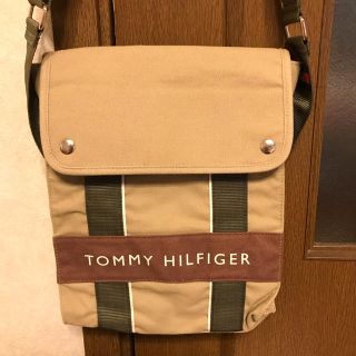 トミーヒルフィガー(TOMMY HILFIGER)のTOMMY HILFIGER ショルダーバッグ☆斜め掛け ベージュモスグリーン(ショルダーバッグ)