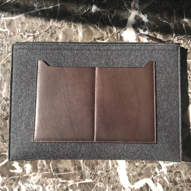 新品同様 定価86万円 TMBH ポロサスクロコ 茶 おりつむ(小) クラッチ