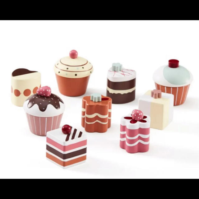 定番人気得価 ZARA ケーキ&ケーキ台セット 北欧おもちゃの通販 by sweet♡joy 3/21-4/5までお休み｜ザラホームならラクマ HOME - kid's Concept お得得価
