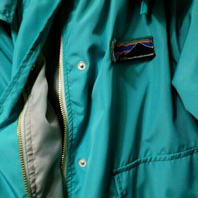 URBAN NOW 試着のみ パーカー レディースのジャケット/アウター(ブルゾン)の商品写真
