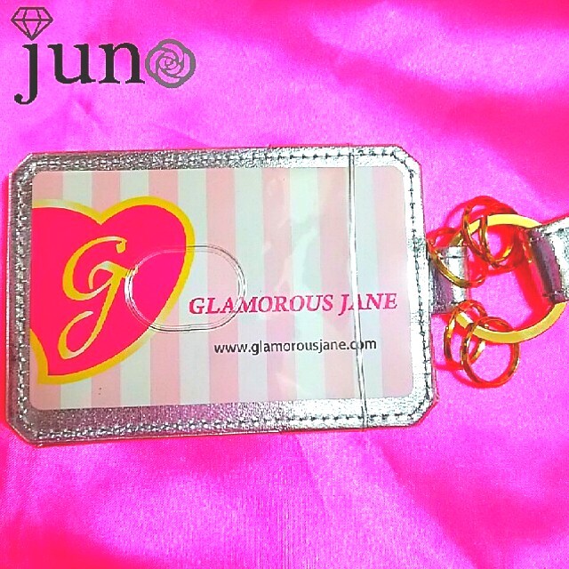 GLAMOROUS JANE(グラマラスジェーン)のグラマラスジェーン ゴールド プレート パスケース キーリング 定期 シルバー レディースのファッション小物(パスケース/IDカードホルダー)の商品写真
