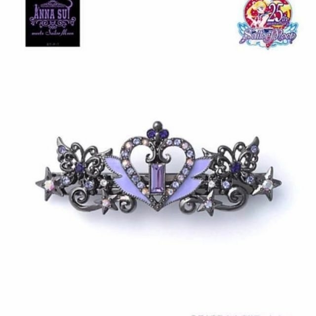 ANNA SUI(アナスイ)の☆アナスイｘセーラームーンセレニティバレッタブラック ver.☆ レディースのヘアアクセサリー(バレッタ/ヘアクリップ)の商品写真