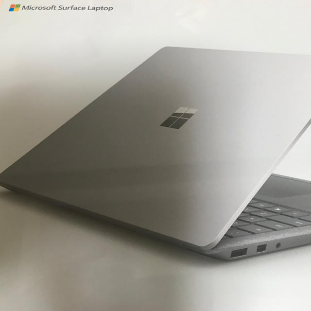 Surface Laptop2 LQL-00019(i5/8GB/128GB)