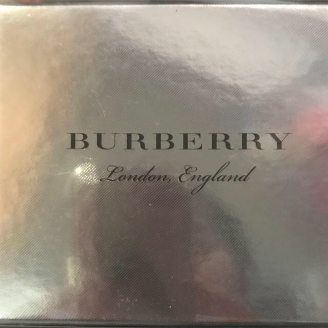 BURBERRY(バーバリー)の新品 未使用 バーバーリー コスメセット コスメ/美容のキット/セット(コフレ/メイクアップセット)の商品写真