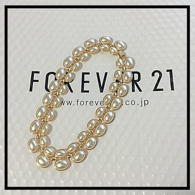 FOREVER 21(フォーエバートゥエンティーワン)のforever21新品同様 ネックレス レディースのアクセサリー(ネックレス)の商品写真