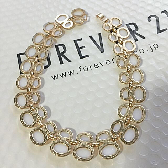 FOREVER 21(フォーエバートゥエンティーワン)のforever21新品同様 ネックレス レディースのアクセサリー(ネックレス)の商品写真