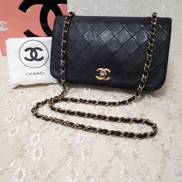 CHANEL　マトラッセ　チェーンショルダ
ーバッグ　シャネル　正規品