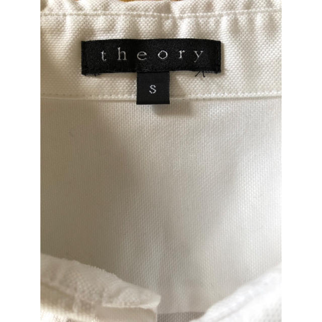 theory(セオリー)のtheory 白シャツ レディースのトップス(シャツ/ブラウス(長袖/七分))の商品写真