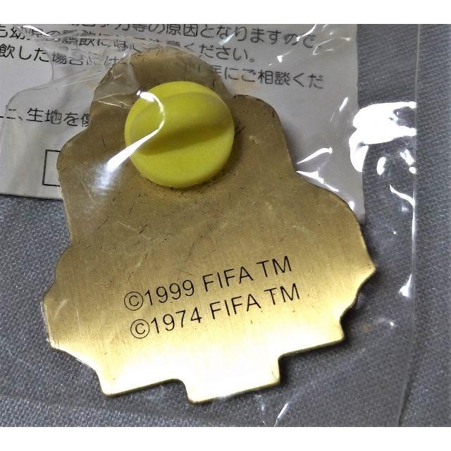 【非売品】2002年W杯ピンバッチ スポーツ/アウトドアのサッカー/フットサル(記念品/関連グッズ)の商品写真