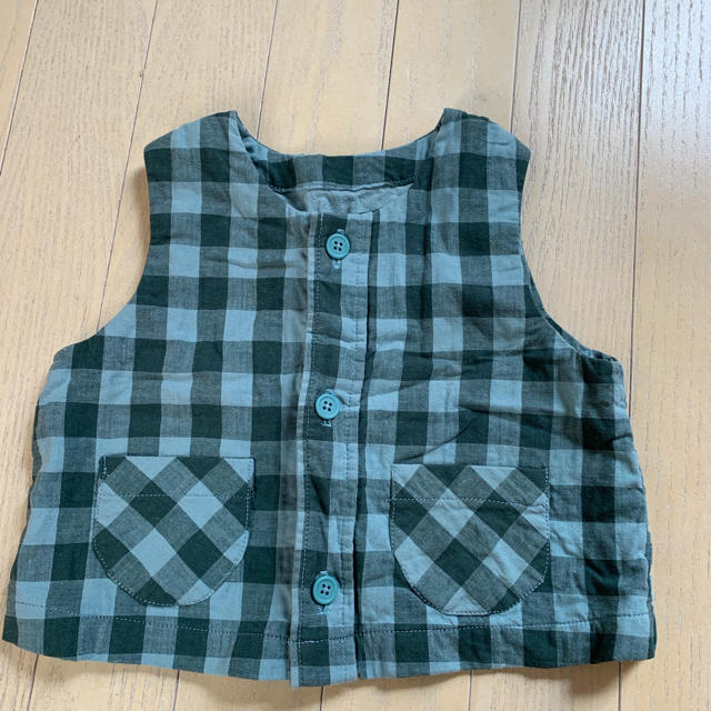 baby ベスト 2枚セット キッズ/ベビー/マタニティのベビー服(~85cm)(カーディガン/ボレロ)の商品写真