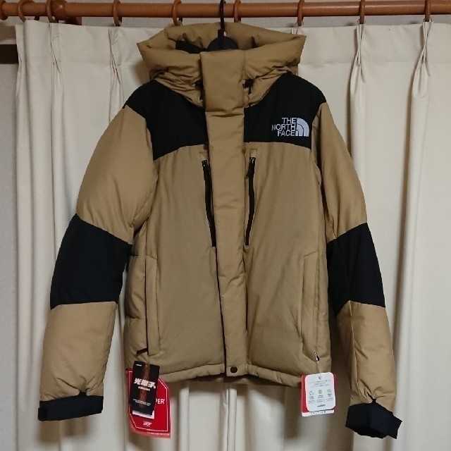 THE NORTH FACE(ザノースフェイス)の新品　THE NORTH FACE　ﾊﾞﾙﾄﾛﾗｲﾄｼﾞｬｹｯﾄM メンズのジャケット/アウター(ダウンジャケット)の商品写真