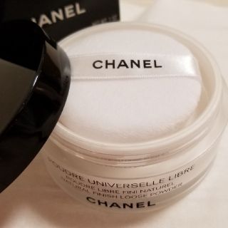 シャネル(CHANEL)の残量9割程度シャネルフェイスパウダー(フェイスパウダー)