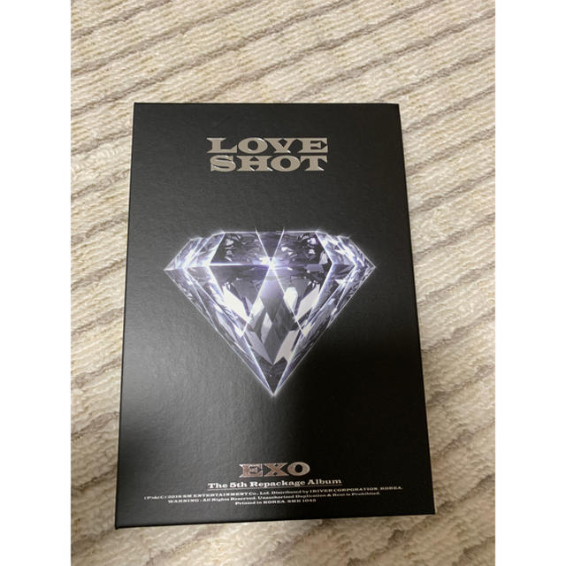 EXO LOVE SHOT アルバムのみ エンタメ/ホビーのCD(K-POP/アジア)の商品写真