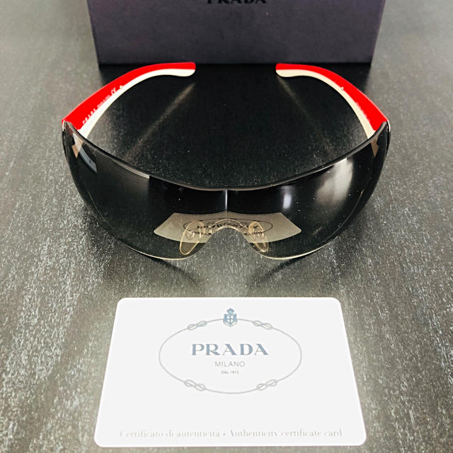 PRADA(プラダ)のPRADA サングラス メンズのファッション小物(サングラス/メガネ)の商品写真