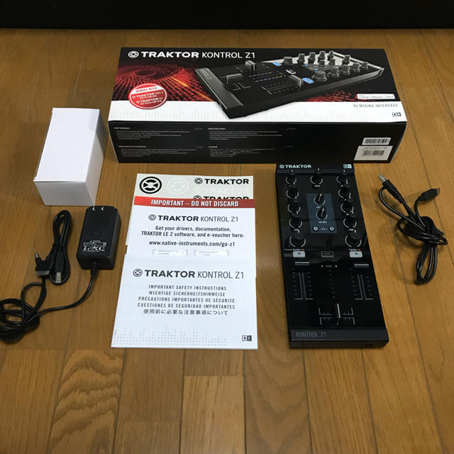 TRAKTOR KONTROL Z1 付属品完備 未登録品NATIVE