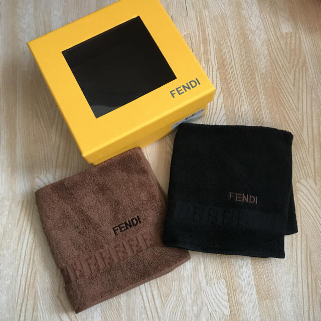 FENDI(フェンディ)のフェンディ ハンカチ レディースのファッション小物(ハンカチ)の商品写真