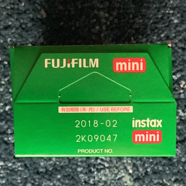 富士フイルム(フジフイルム)のチェキフィルム  スマホ/家電/カメラのカメラ(フィルムカメラ)の商品写真