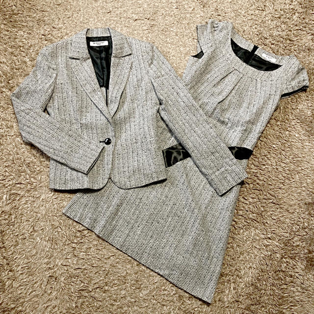 《ナチュラルビューティベーシック》 ワンピース  スーツ S〜M ツイードフォーマル/ドレス