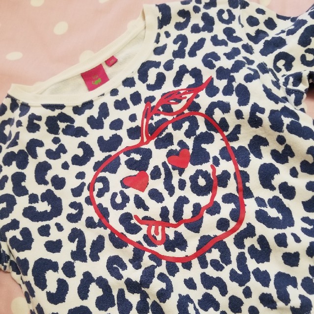 UNIQLO(ユニクロ)のUNIQLO　トレーナー💕　130 キッズ/ベビー/マタニティのキッズ服女の子用(90cm~)(その他)の商品写真