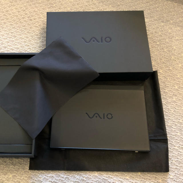 SONY(ソニー)のVAIO S11 2018 all black i7 スマホ/家電/カメラのPC/タブレット(ノートPC)の商品写真