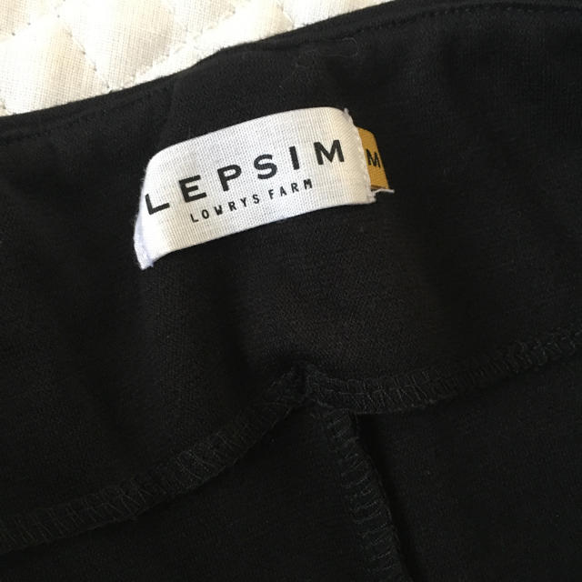 LEPSIM LOWRYS FARM(レプシィムローリーズファーム)のAラインスカート レディースのスカート(ひざ丈スカート)の商品写真