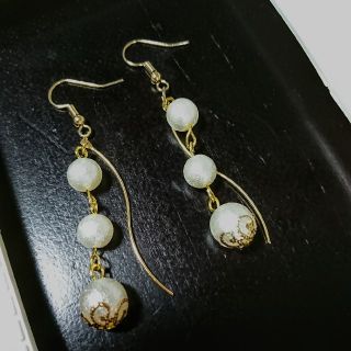 3連パールのピアス(ピアス)