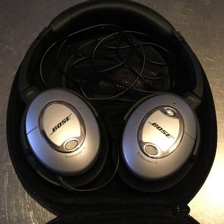 ボーズ(BOSE)のBose QuietComfort15ノイズキャンセルヘッドフォン(ヘッドフォン/イヤフォン)