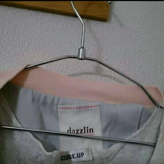 dazzlin(ダズリン)のダズリン　配色ブルゾン　ブルゾン レディースのジャケット/アウター(ブルゾン)の商品写真