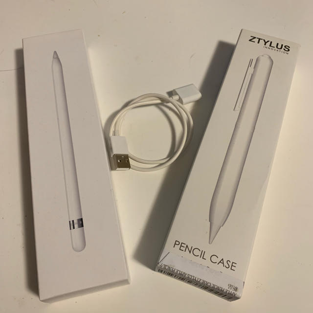 Apple(アップル)のApple Pencil MK0C2J/A ケースとケーブル付き スマホ/家電/カメラのPC/タブレット(PC周辺機器)の商品写真