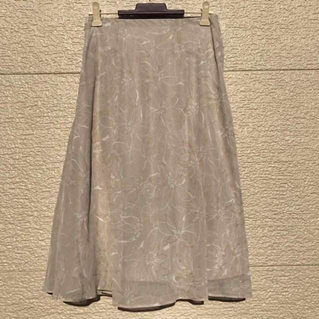 INDIVI(インディヴィ)のおまとめ   美品 INDIVI インディヴィ スカート 黒 グレー 36 レディースのスカート(ひざ丈スカート)の商品写真
