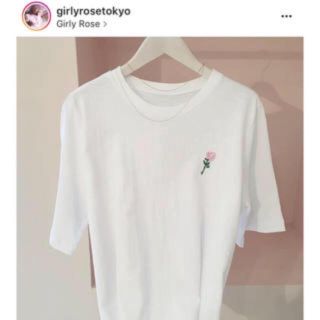 ケイティー(Katie)のgirly rose バラ刺繍 Tシャツ🌹(Tシャツ(半袖/袖なし))