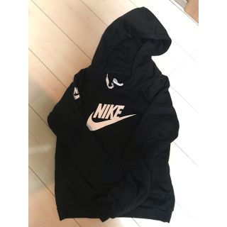 ナイキ(NIKE)のNIKEパーカー(早く売りたいので急遽お値下)(パーカー)