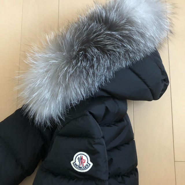 MONCLER(モンクレール)のMONCLERダウンコート♡新品未使用 レディースのジャケット/アウター(ダウンコート)の商品写真