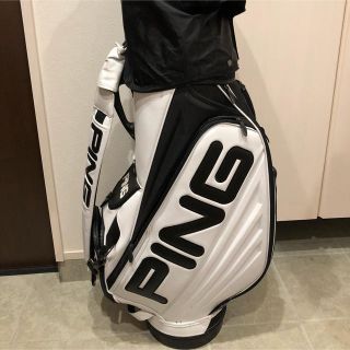 ピン(PING)の超希少 PING ツアースタッフ キャディバッグ 鈴木愛モデル 美品 少し訳あり(バッグ)