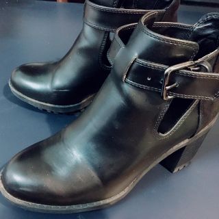 ザラ(ZARA)のZARA ブーツ(ブーツ)