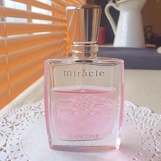 ランコム(LANCOME)のミ・ラ・ク オードゥパルファン 30ml(香水(女性用))